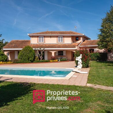Maison 8 pièces 565000 €