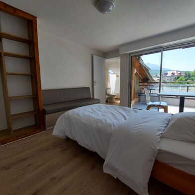 Appartement 1 pièces 700 €