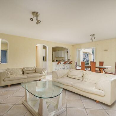 Maison 6 pièces 500000 €