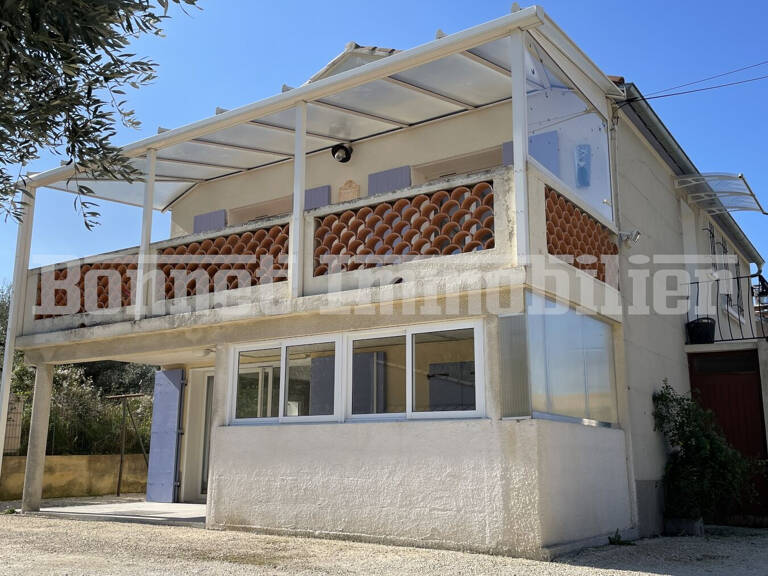 Villa en excellent état à Nyons, divisée en 2 appartements T — photo 1