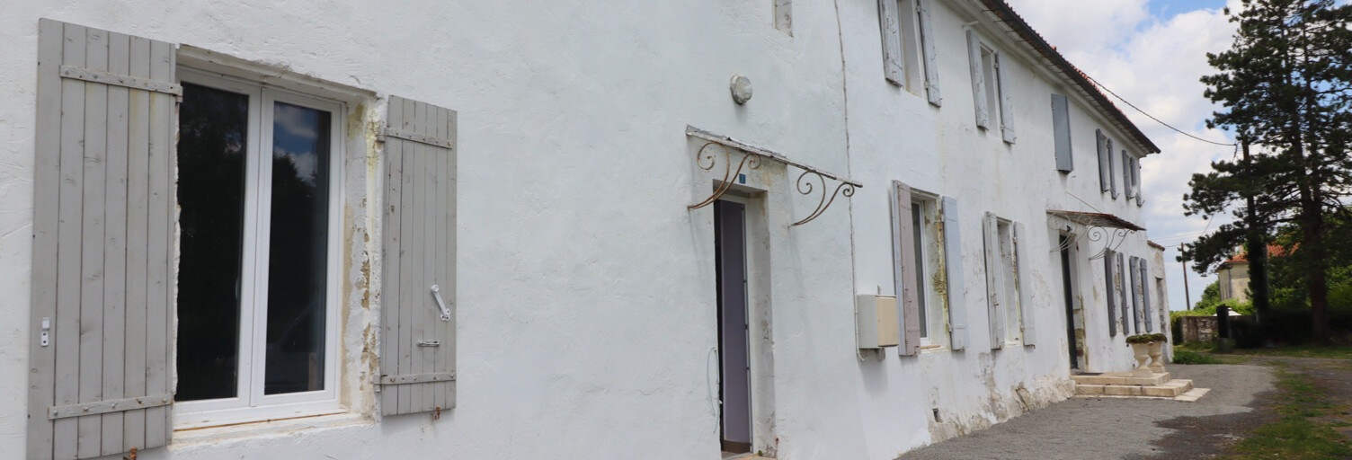 Maison 12 Pièces 300 m² à vendre à Mirambeau (17150)