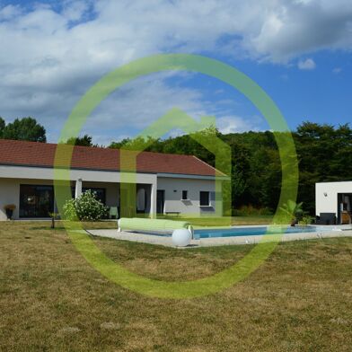 Maison 7 pièces 525000 €