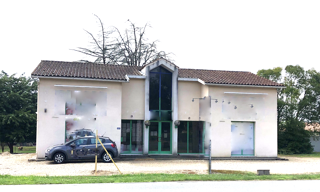 Commerce  95 m² à louer à Sainte-Bazeille (47180)