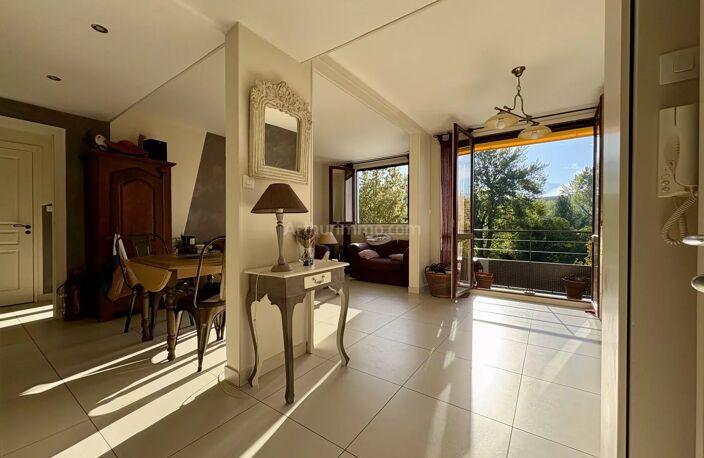 Meylan La Revirée , bel appartement 3 pièces + cuisine équipée — photo 3
