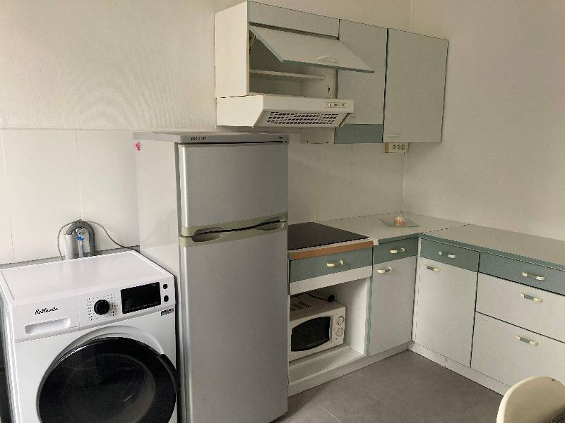 Location T3 60 m² à Lyon 3 1 063 ¤ CC /mois