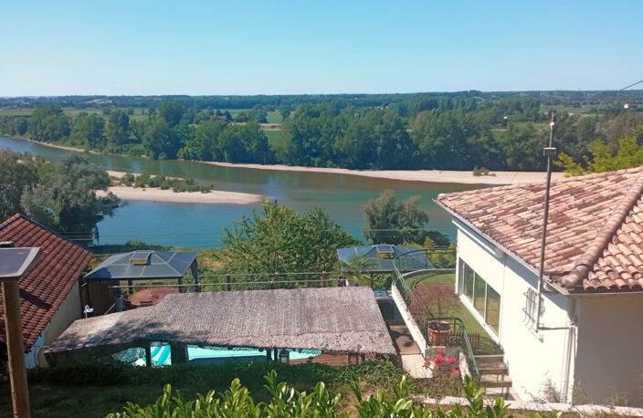 Maison sur 2 niveaux de 140 m2, 4 chambres, piscine,,  terra — photo 2