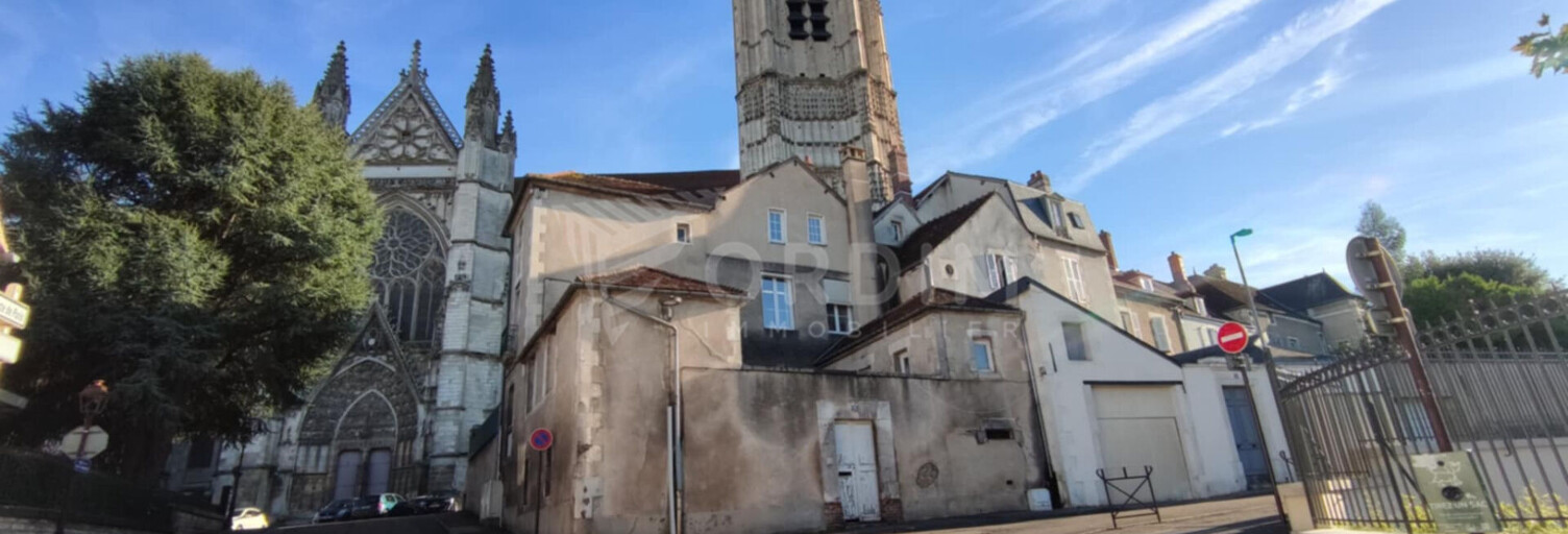 Immeuble  278 m² à vendre à Auxerre (89000)