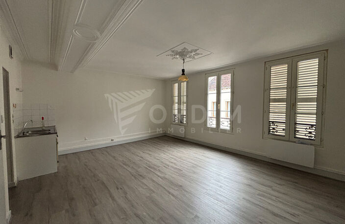 Immeuble Epineuil — photo 3