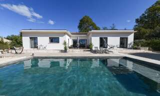 Maison 7 Pièces 222 m² à vendre à Uzès (30700)