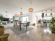 Villa contemporaine avec piscine à Uzès à pied — photo 2