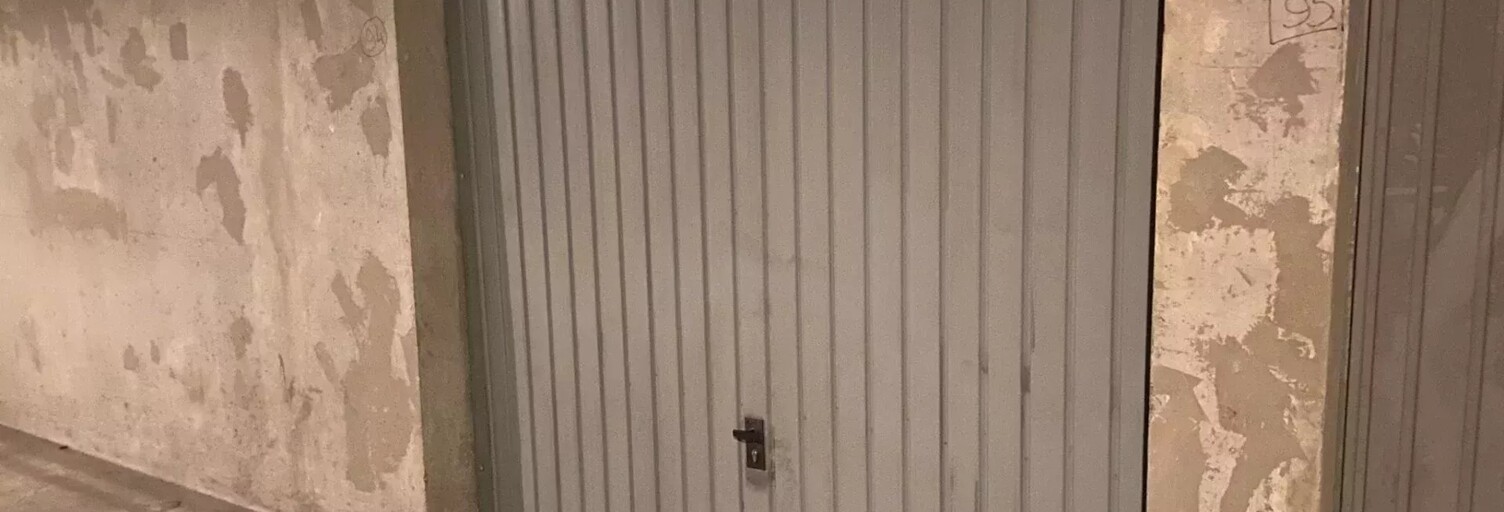 Garage  12 m² à louer à Lyon 8 (69008)