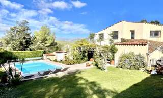 Maison 6 Pièces 215 m² à vendre à Roquefort-les-Pins (06330)