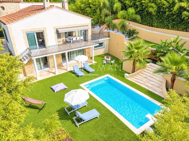 Magnifique Villa avec Piscine au Calme a Pied du Centre - Cannes — photo du bien