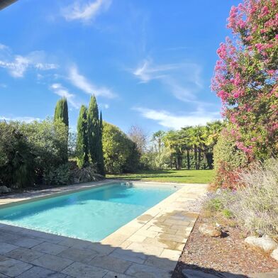 Maison 16 pièces 745500 €