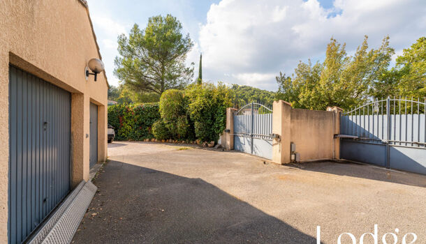 Villa / Maison 6 pièces  à vendre Auriol 13390