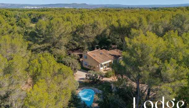 Villa / Maison 15 pièces  à vendre Grans 13450