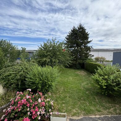 Commerce  343000 €