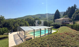 Maison 7 Pièces 218 m² à vendre à Jaujac (07380)