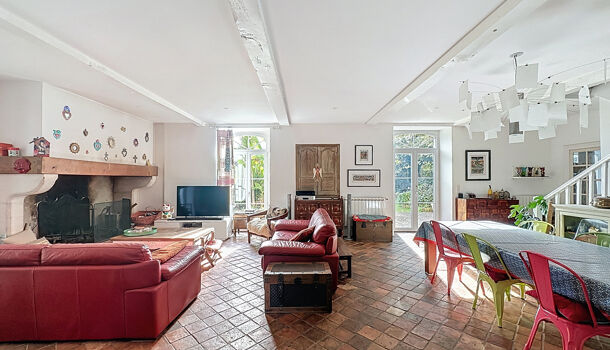 Villa / Maison 9 pièces  à vendre Lescar 64230