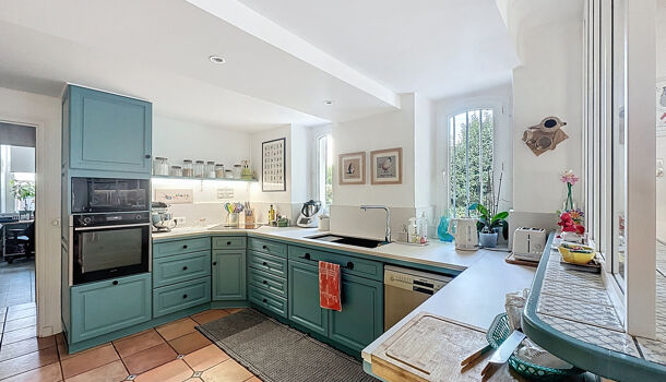 Villa / Maison 9 pièces  à vendre Lescar 64230