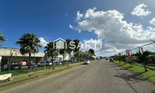 Commerce  550 m² à vendre à Le Lamentin (97232)