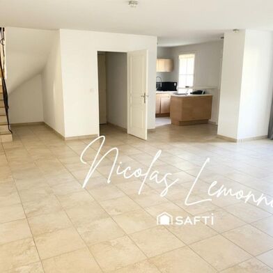 Maison 5 pièces 299990 €