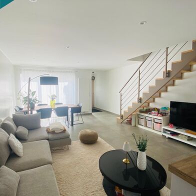 Appartement 4 pièces 250000 €