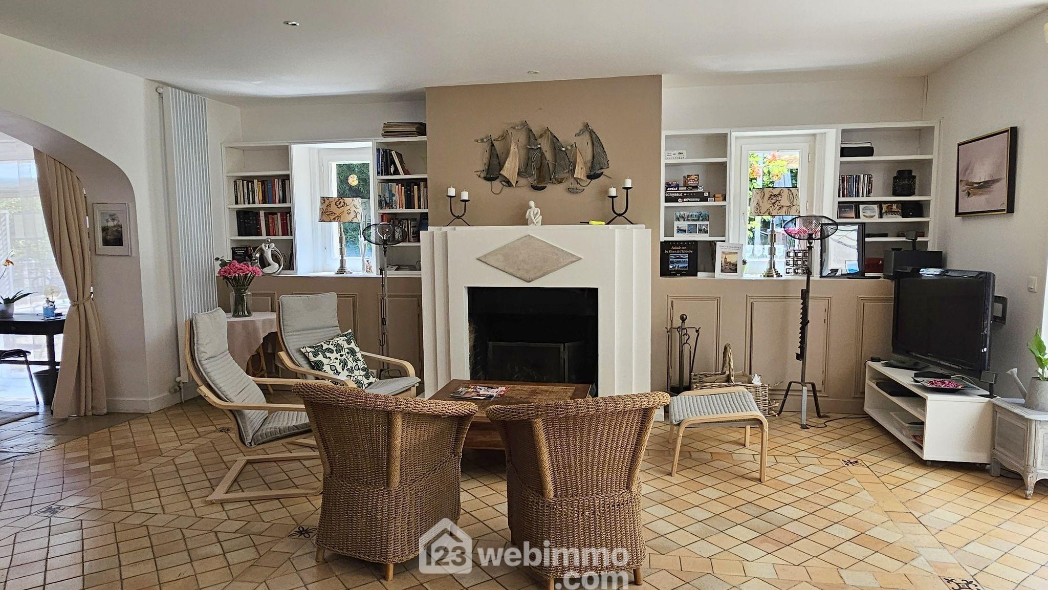 Photo Maison d'architecte - 310m² - Moigny-sur-École image 3/4