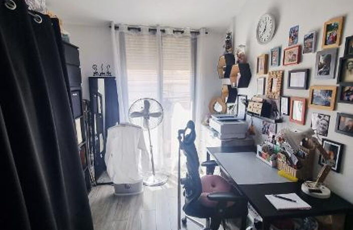 Rare Draguignan centre bel appartement F3 traversant avec te — photo 3