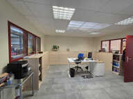 LOCAL D'ACTIVITE A VENDRE ANGERS EST — photo 2