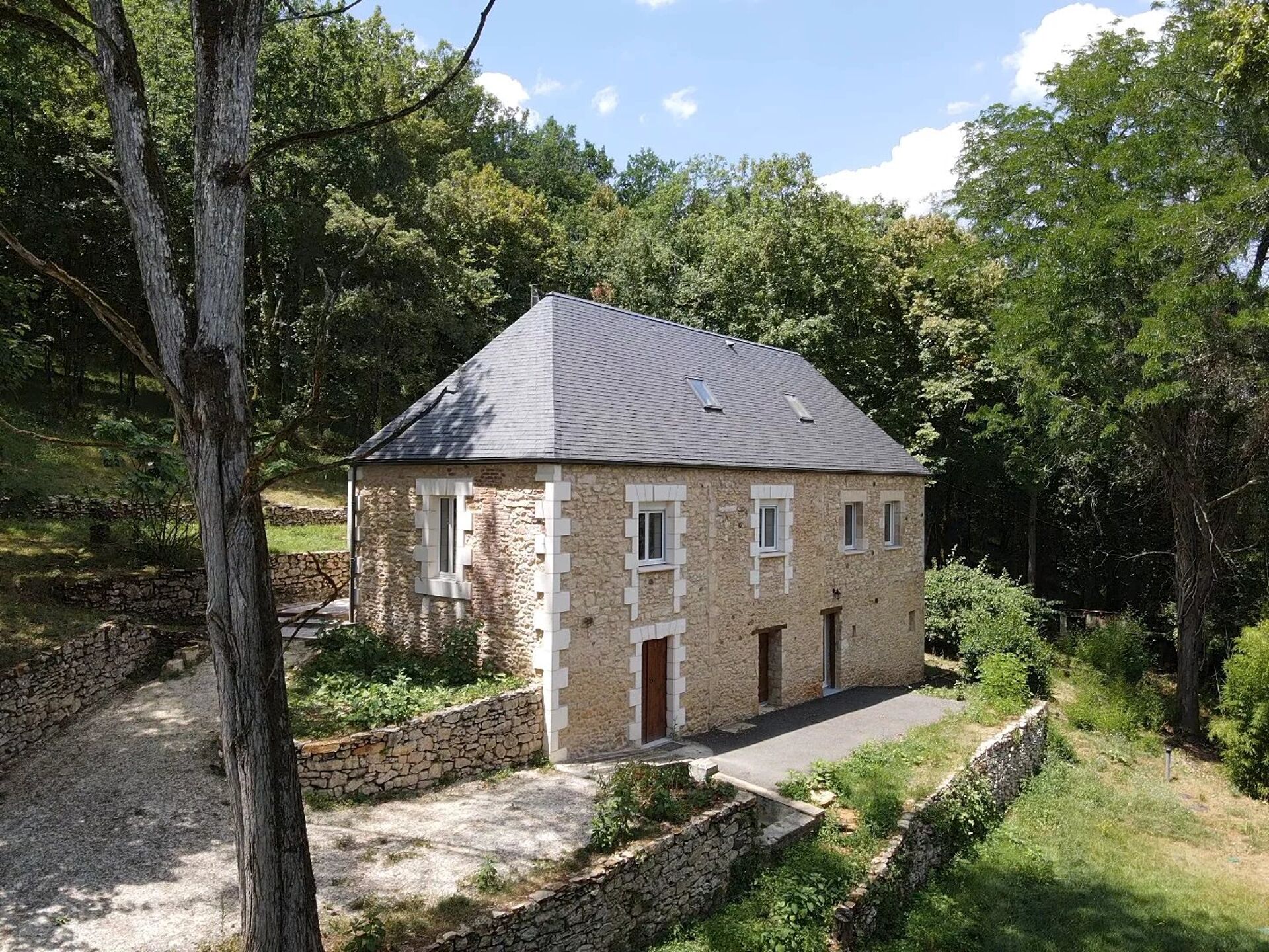 Maison 6 pièces 170 m² · à Le Buisson-de-Cadouin · 170 m² · 343 000 €
