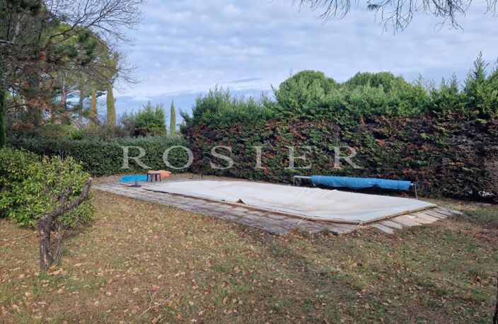 EXCLUSIVITE PETITE MAISON EN PIERRE AVEC PISCINE — photo 4