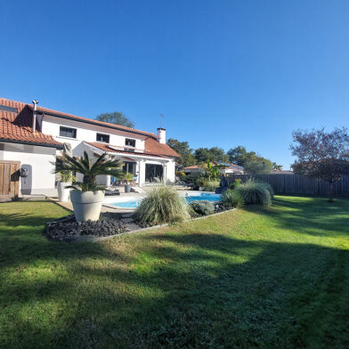 Maison 9 pièces 699000 €