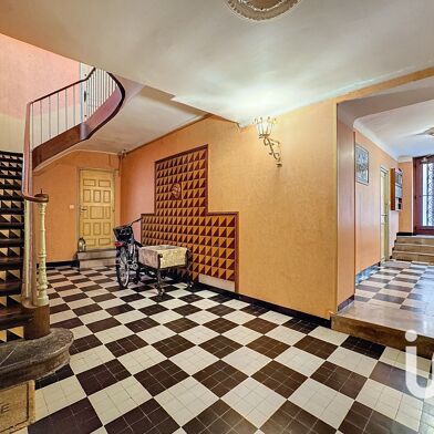 Immeuble  299500 €