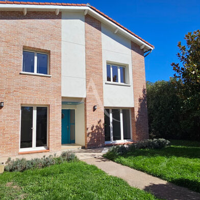 Maison 5 pièces 1950 €