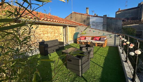 Villa / Maison 5 pièces  à louer Jonzac 17500