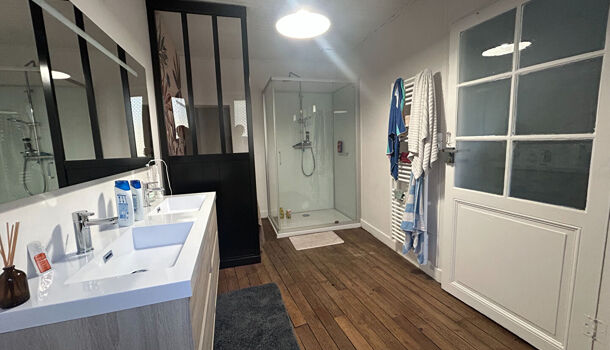 Villa / Maison 5 pièces  à louer Jonzac 17500