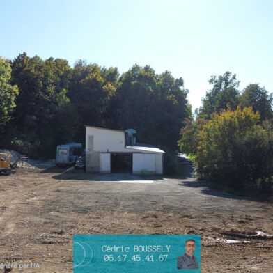 Commerce  230000 €