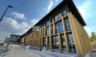 Bureau  2028 m² à louer à Aix-en-Provence (13290)