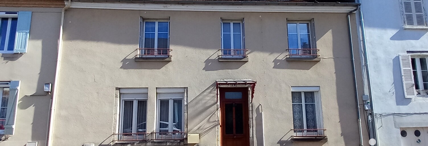 Maison 9 Pièces 201 m² à vendre à Saint-Yrieix-la-Perche (87500)