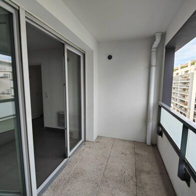 Appartement 3 pièces 1020 €