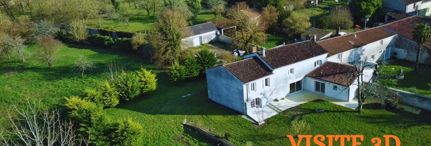 Maison 8 Pièces 228 m² à vendre à Saint-Julien-de-l'Escap (17400)