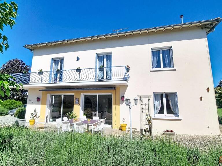 MAISON FAMILIALE - BEAUX VOLUMES  SECTEUR CALME — photo 1