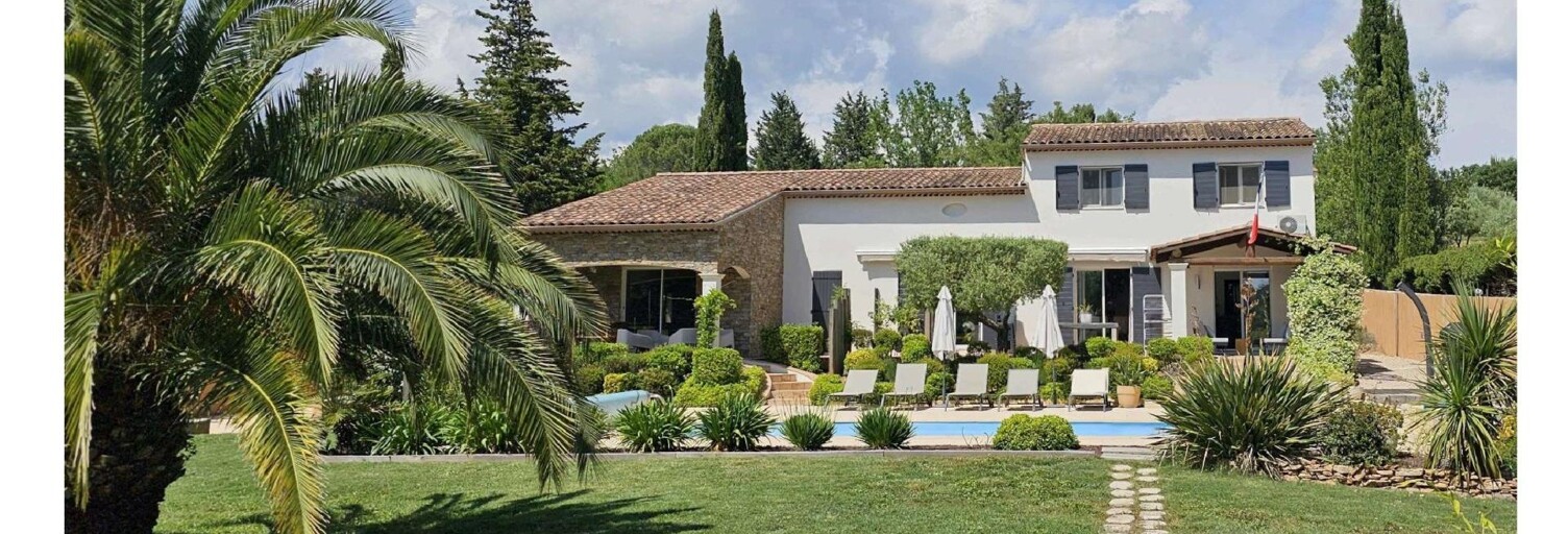 Maison 8 Pièces 200 m² à vendre à Bagnols-en-Forêt (83600)