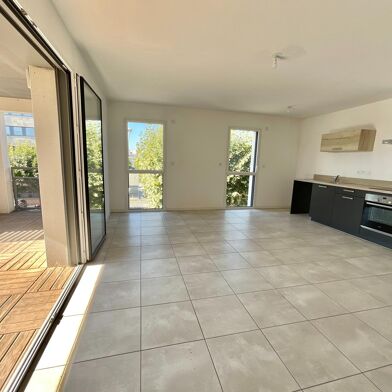 Appartement 3 pièces 229900 €