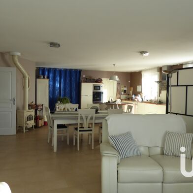 Maison 7 pièces 310500 €