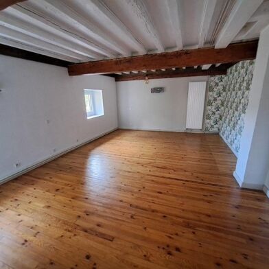 Appartement 7 pièces 270000 €