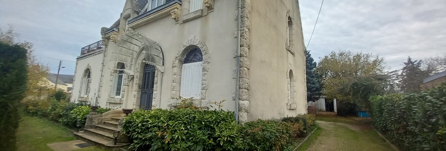 Maison 12 Pièces 300 m² à vendre à Saint-Florent-sur-Cher (18400)