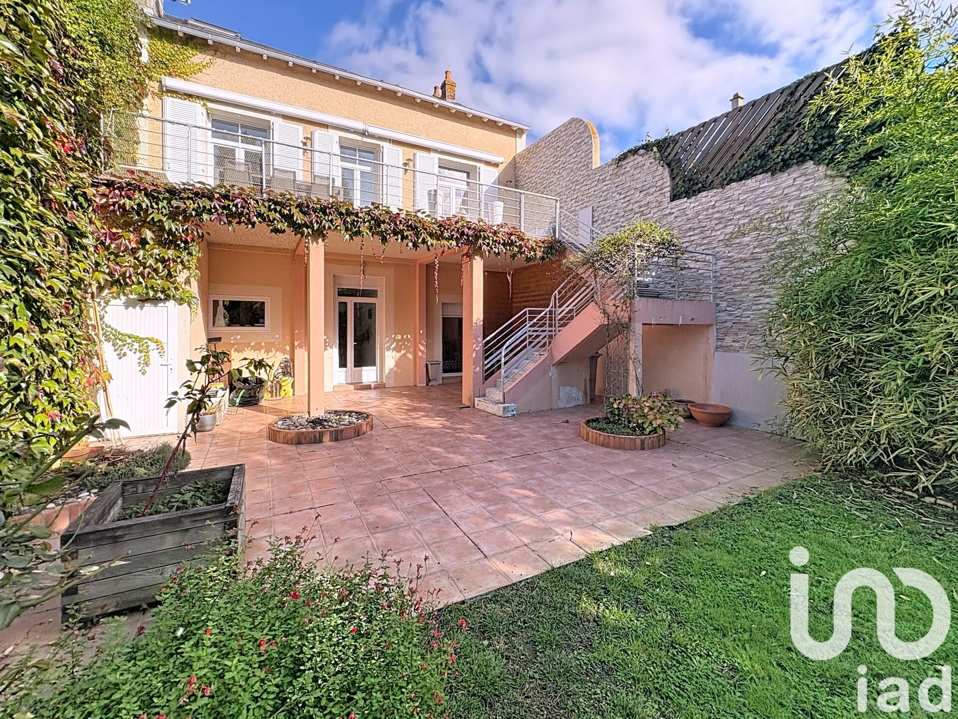 Parthenay - 179m² - 6p. - 4ch.