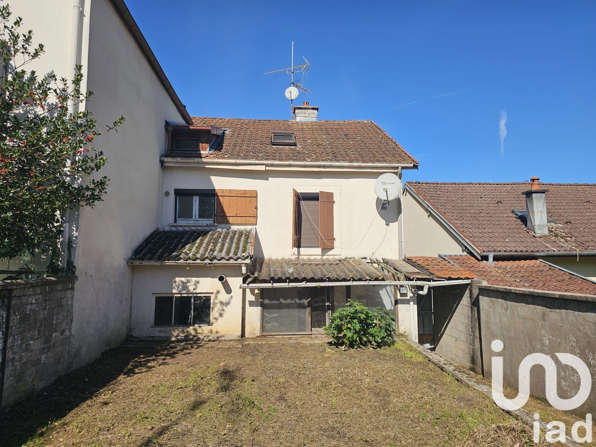 Luxeuil-Les-Bains - 110m² - 5p. - 3ch.
